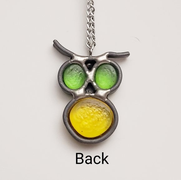 Who Wants Me?! Cute Vintage Glass Owl Pendant Charm Long Necklace Silver Tone - Picture 4 of 7